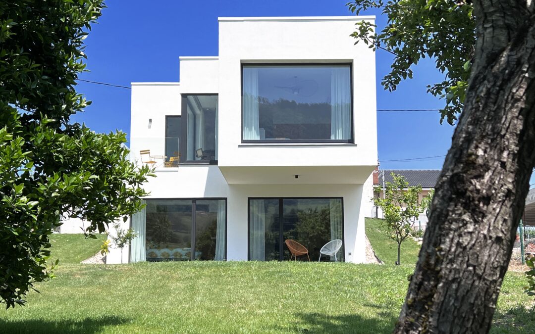 Vivienda unifamiliar pasiva Casa Orballo en Heras, Cantabria